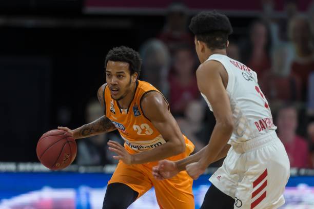 广厦队外援 广厦队外援