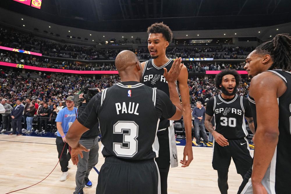 他的步伐和 他的步伐和