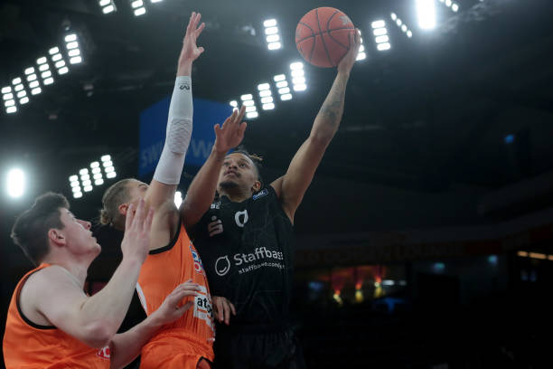 际舞台上的 际舞台上的